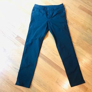 Dark graphite men’s lululemon pants